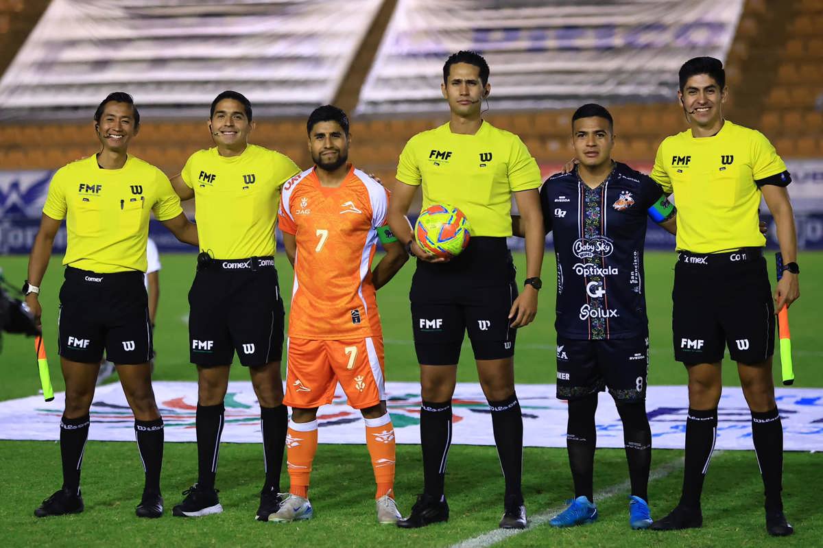 Alebrijes de Oaxaca vs Correcaminos. FOTO | CF Correcaminos Oficial 