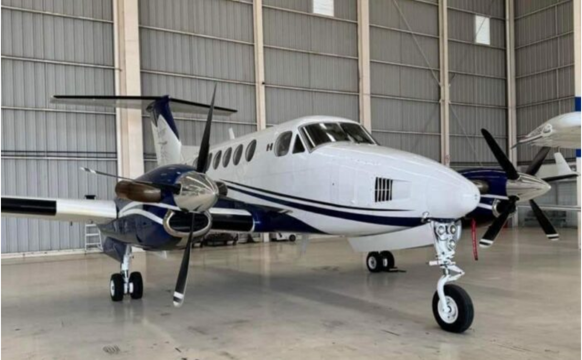 Aeronave realizaba presunto vuelos clandestinos de Tamaulipas a Queretaro.  FOTO | FGR.