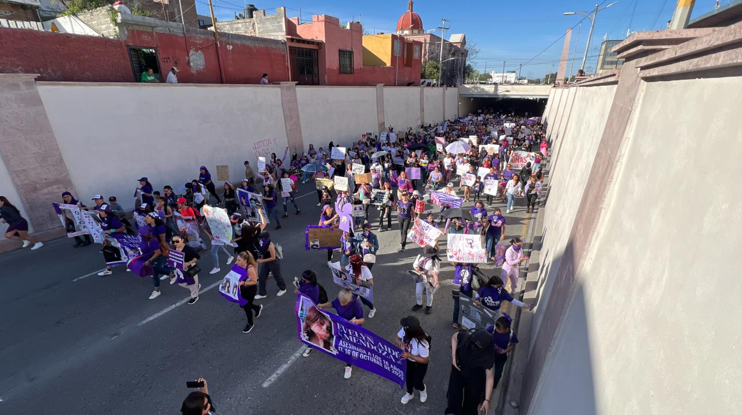 Marcha feminista en Saltillo. Foto de Leslie Delgado.