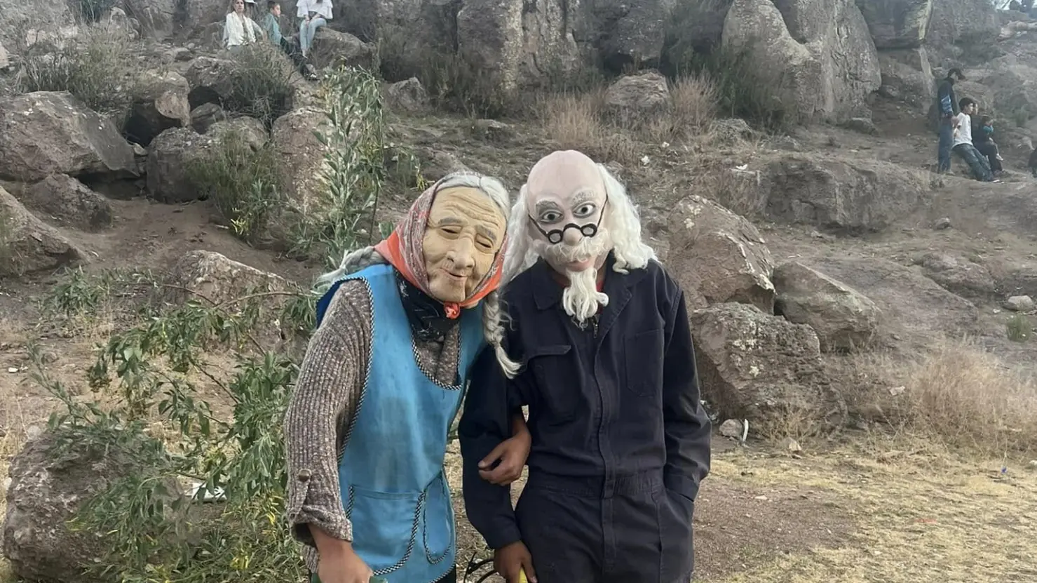 El pequeño cerro ubicado a 15 minutos de Durango en el que cada año celebran a la Santa Cruz
