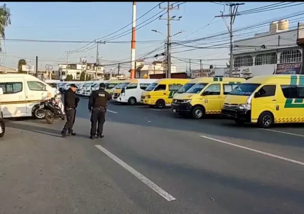 Transportistas se manifiestan en Tecámac, piden piso parejo en concesiones