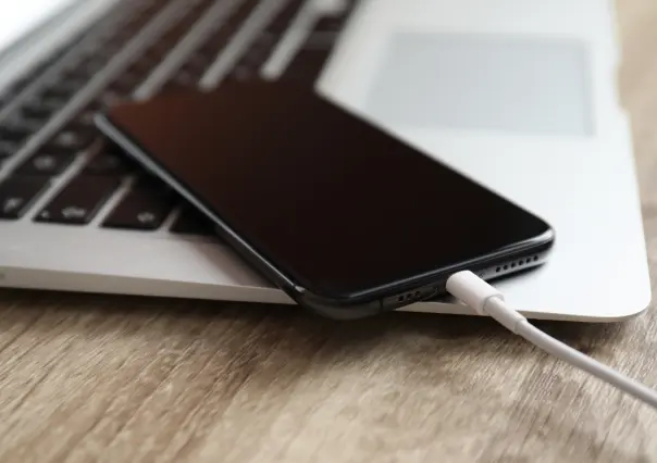 El trucazo para cargar tu iPhone en tiempo récord y que Apple recomienda