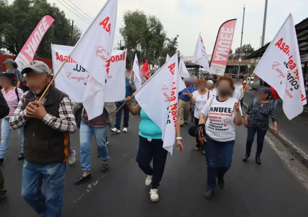 Marchas CDMX: integrantes de la ANUEE avanzan hacia el zócalo de CDMX y esto debes saber
