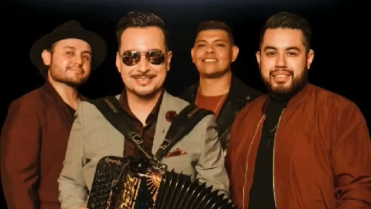 Suenatron: conoce a la banda de los hijos de Hernán Hernández Foto: IG Suenatron