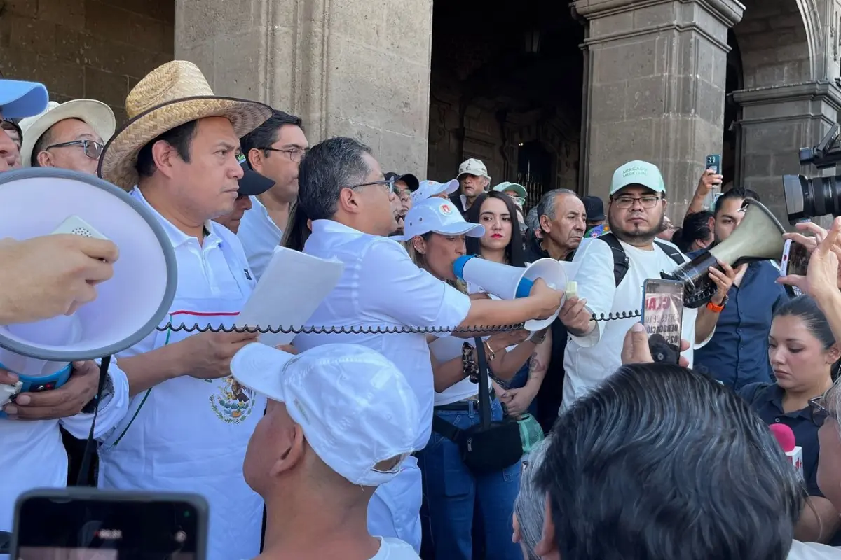 Mitin de comerciantes de CDMX. Foto: Laura Ávila