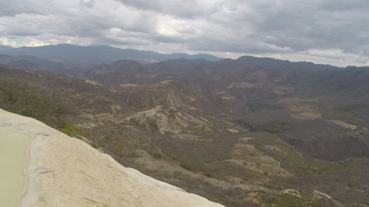 Hierve El Agua: Una maravilla natural única de México - Andares. Foto: David Dorantes.