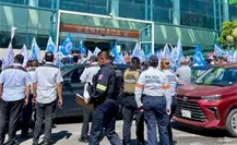 Protesta en Periférico Norte: Transportistas y locatarios se suman a manifestación en CDMX