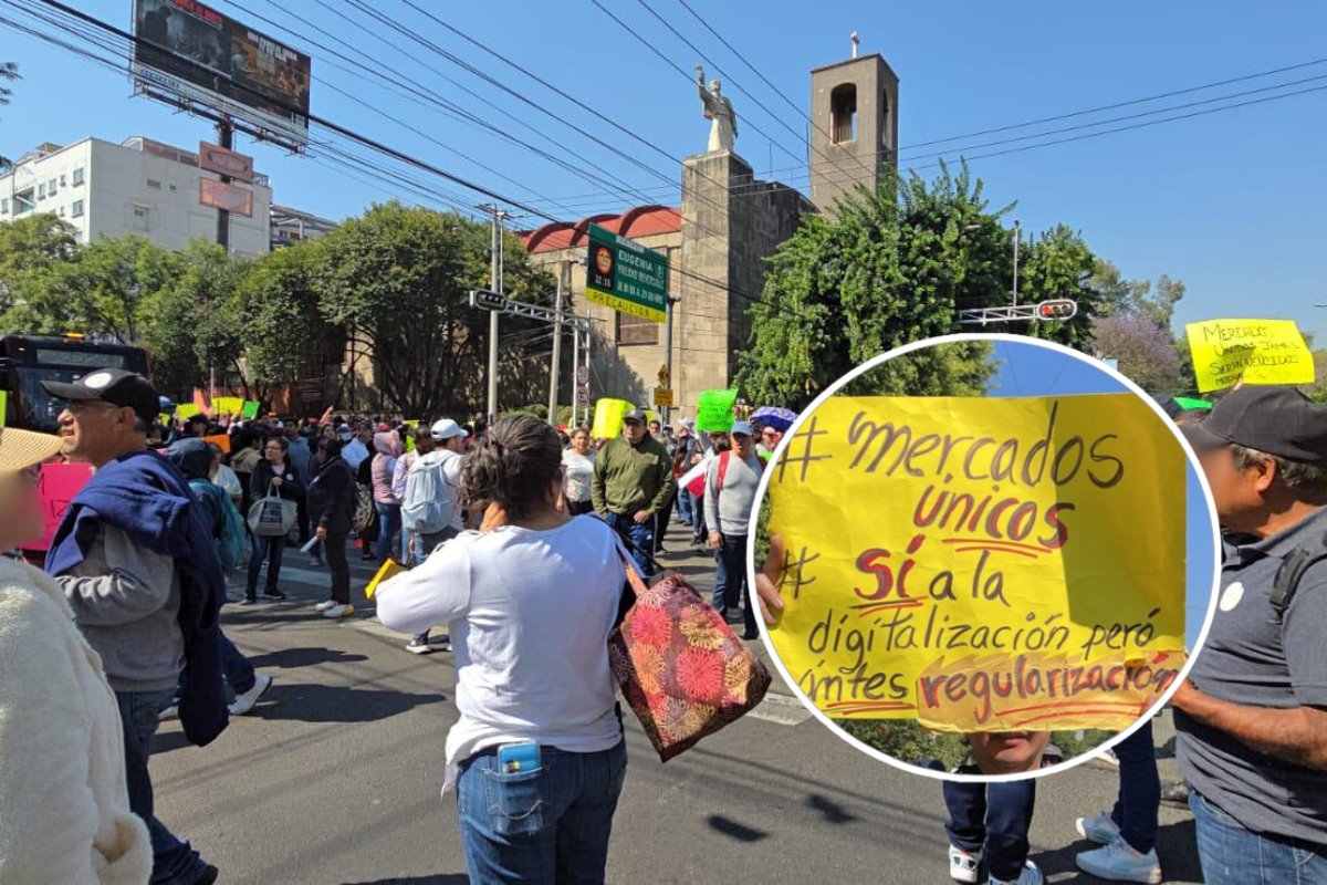 Marcha de comerciantes de mercados públicos de la CDMX.     Foto: Ramón Ramírez | Canva