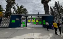 Padres de familia toman primaria Luis Donaldo Colosio; denuncian corrupción y otros problemas