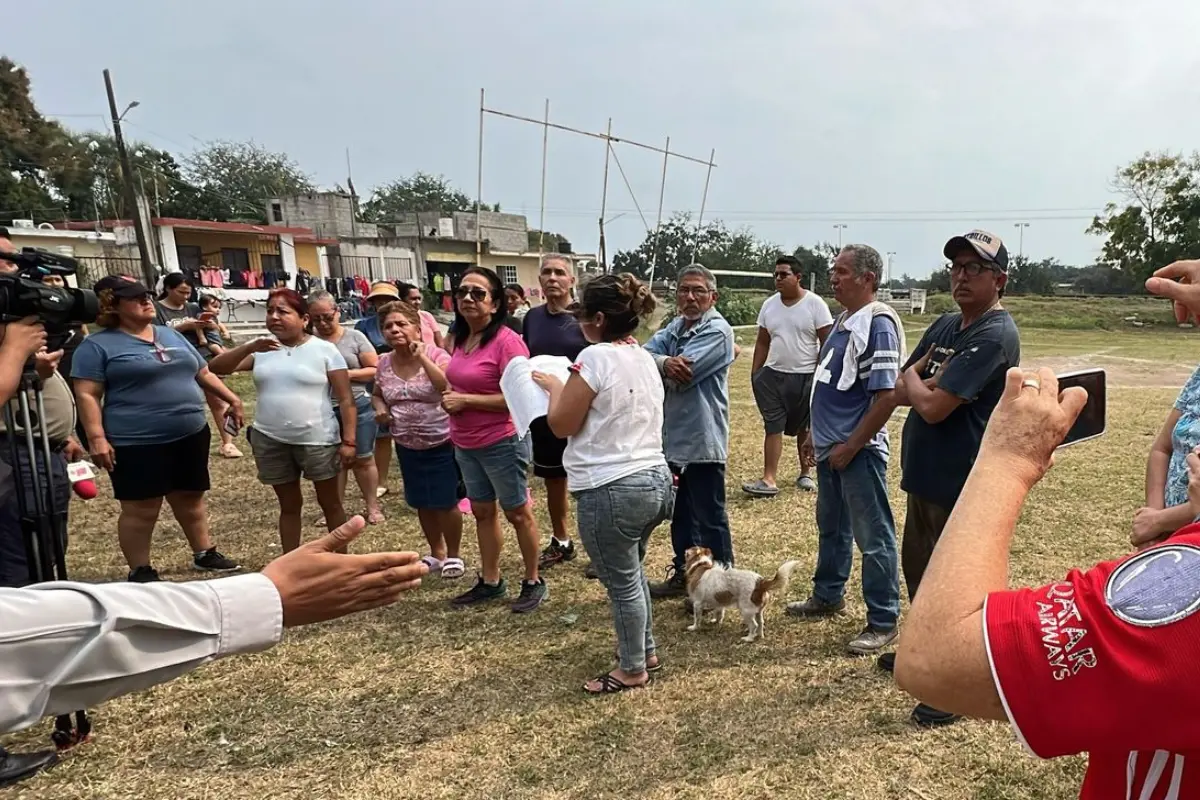 Vecinos e iglesia se confrontan en la colonia Villahermosa de Tampico. Foto: Axel Hassel