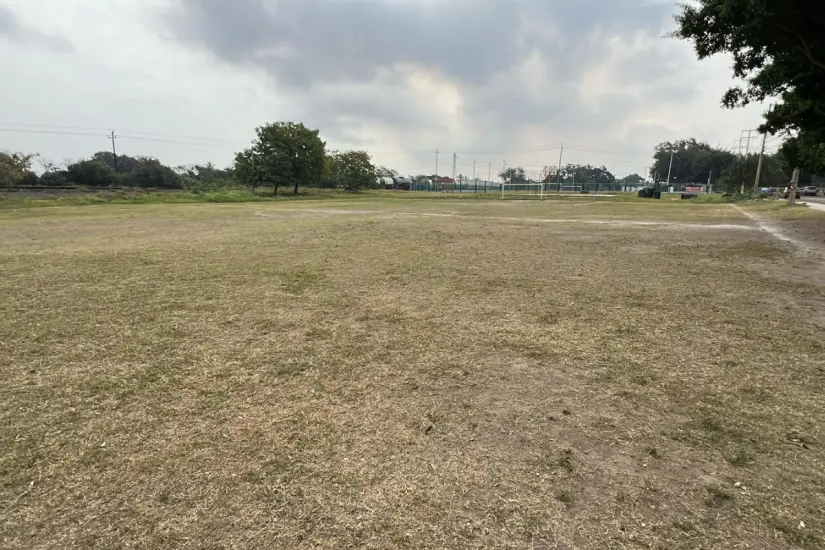 Área verde en disputa entre vecinos de la colonia Villahermosa y una iglesia de Tampico. Foto: Axel Hassel