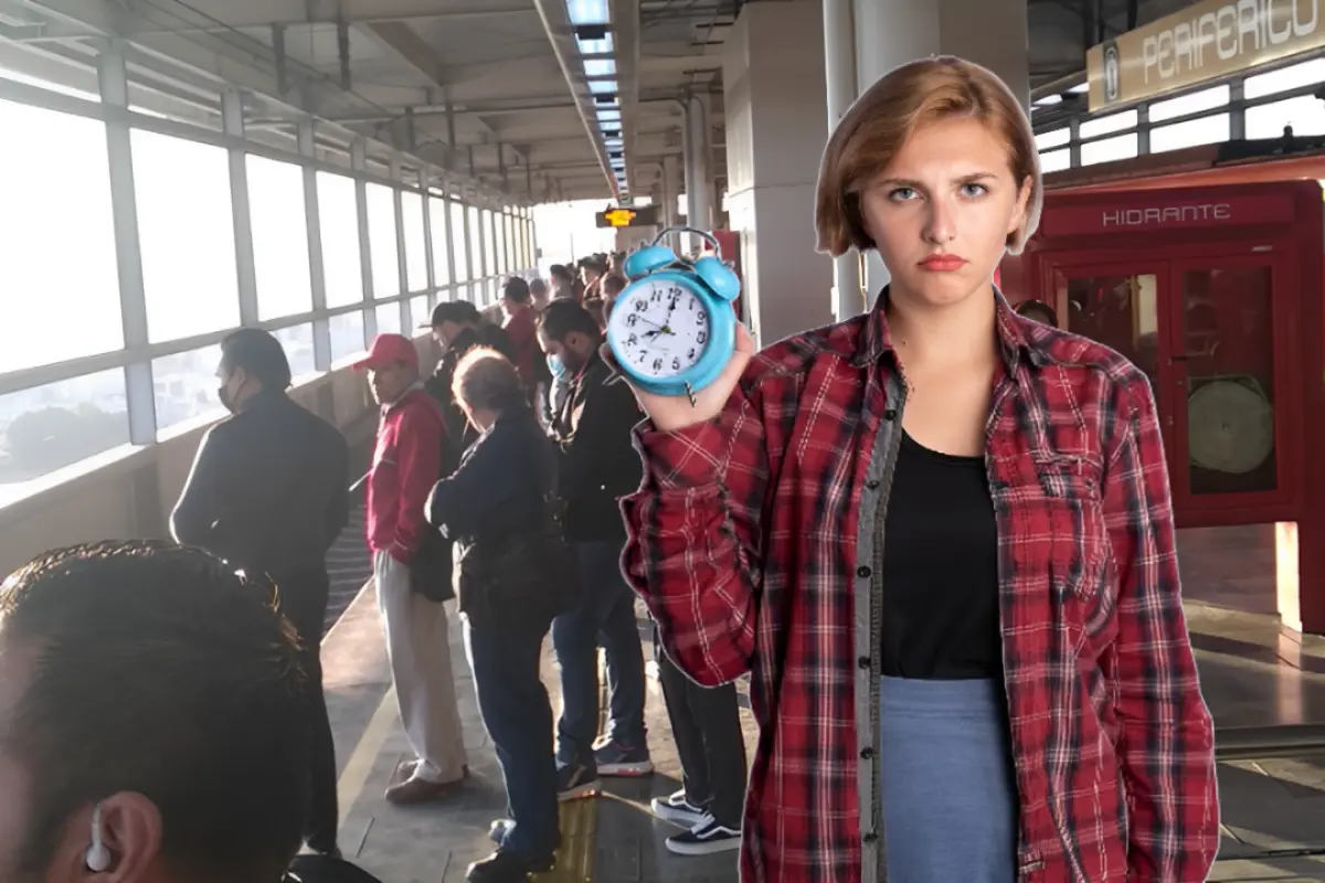 Personas esperando subir al vagón del Metro de CDMX y una mujer al frente sosteniendo un reloj. Foto: X (@srodingercat) | Canva | Freepik