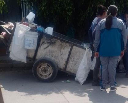 ¡Abandonan a bebé en la basura! Encuentran al feto sin vida en Tultitlán