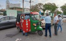 Un auto y un mototaxi protagonizan un accidente matutino en Mérida