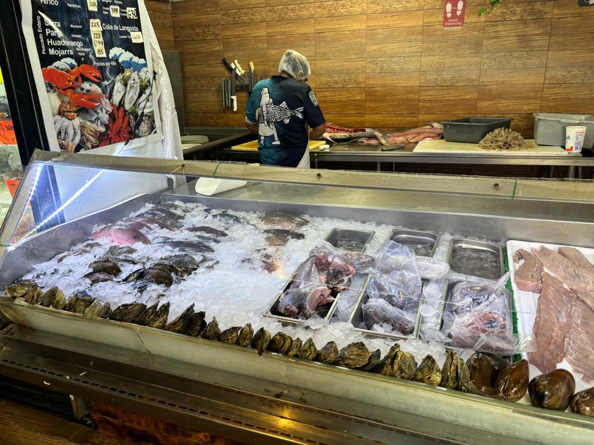 Puestos de pescado en Los Cabos. Foto: Irving Thomas/POSTA BCS.