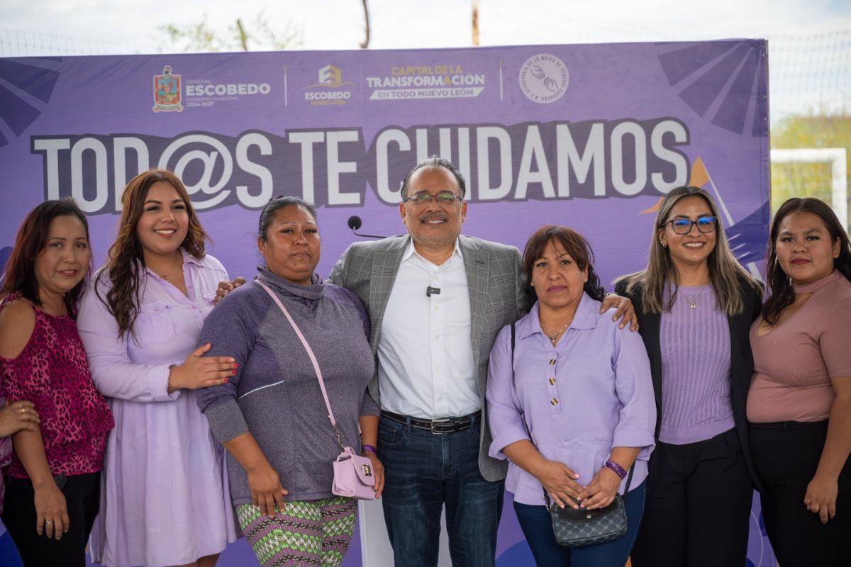 Andrés Mijes reafirmó su compromiso con las mujeres de Escobedo Foto: Canva