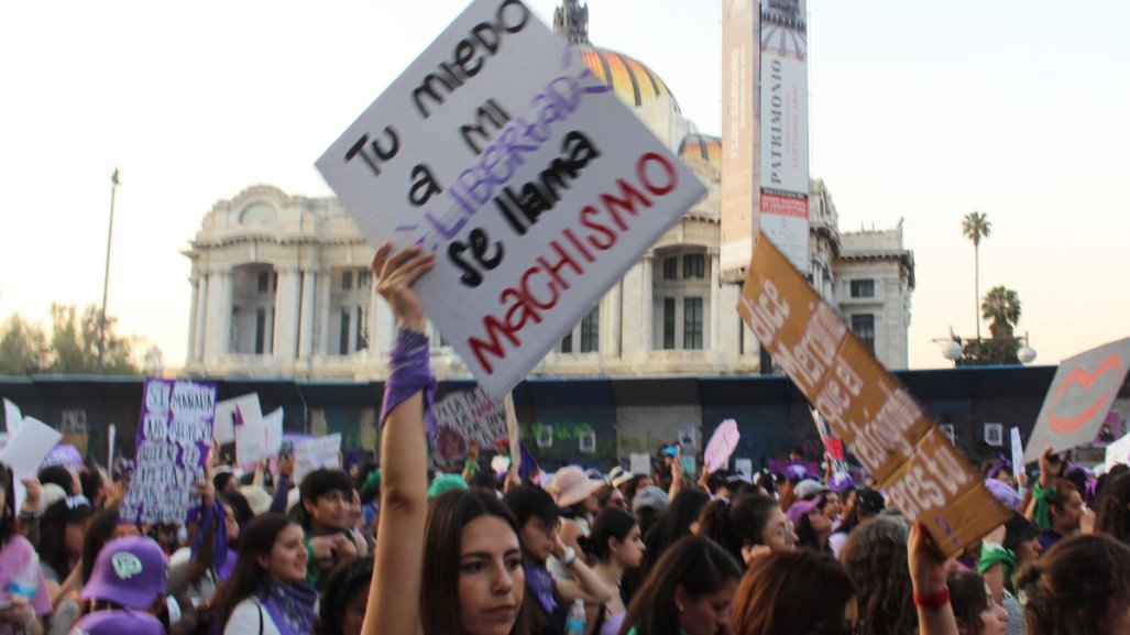 Marchas feministas conmemoran el 8M en diferentes países