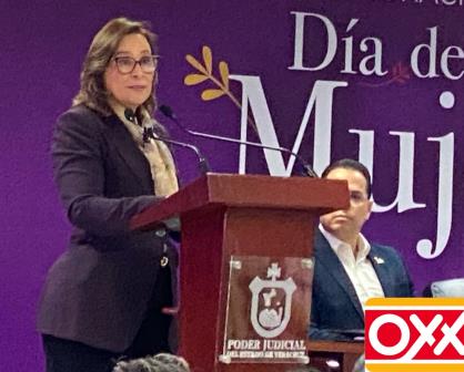 Cadenas OXXO se suman a cuidar a mujeres veracruzana