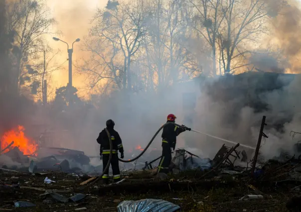Ataque ruso a Ucrania deja 11 muertos y 30 heridos, según Volodímir Zelensky