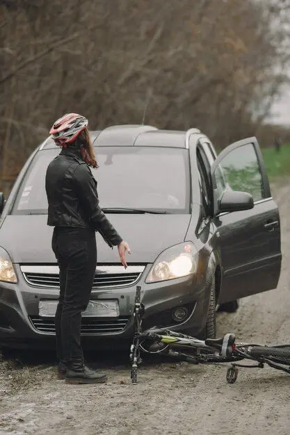 imagen recuadro Joven atropellada en su bicicleta. Foto: Freepik
