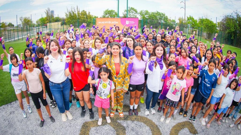 Martha Herrera conmemora Día Internacional de la Mujer con torneo de fútbol femenil