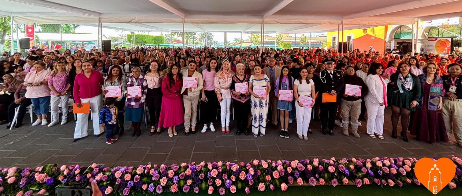 Día de la Mujer en plaza cívica de Tepotzotlán. Foto: Ayuntamiento de Tepotzotlán