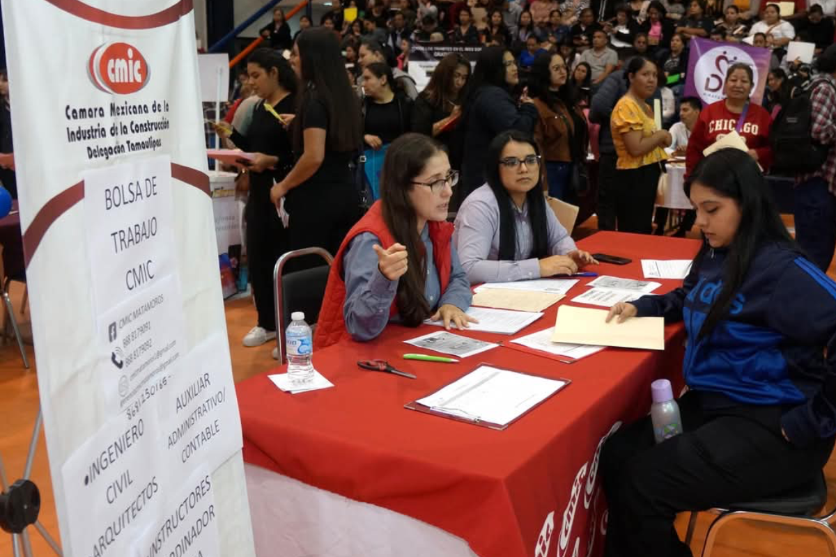 Las ferias acercan a empleadores y buscadores de trabajo. Foto: Victoria Jiménez