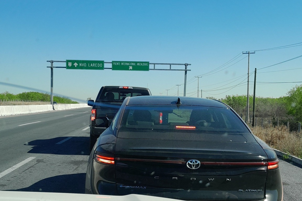 Los puentes internacionales entre México y Texas presentan tiempos de espera variables este lunes 10 de marzo. Foto: Redes sociales 