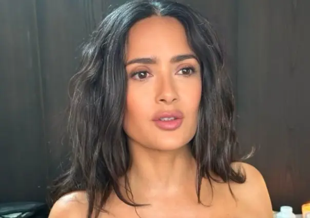 Salma Hayek es arrestadapor Sabrina Carpenter durante su concierto en Londres | VIDEO