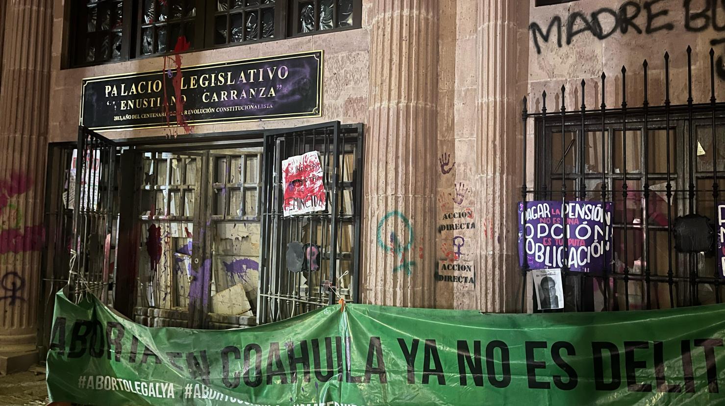 La diputada presidenta del Congreso de Coahuila, Luz Elena Morales, aclaró que no hubo uso de gas lacrimógeno. (Fotografía: Leslie Delgado)