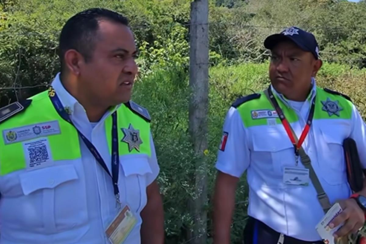 Agentes de tránsito de Veracruz Foto: Facebook Pastelería VEGA