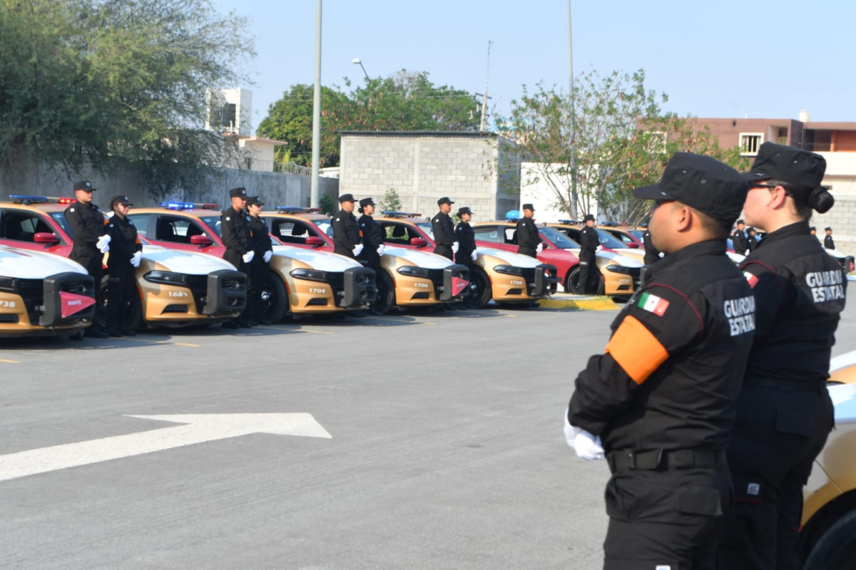 Hay cientos de vacantes disponibles para conformar los cuerpos de seguridad a nivel estatal y federal. Foto: Carlos García