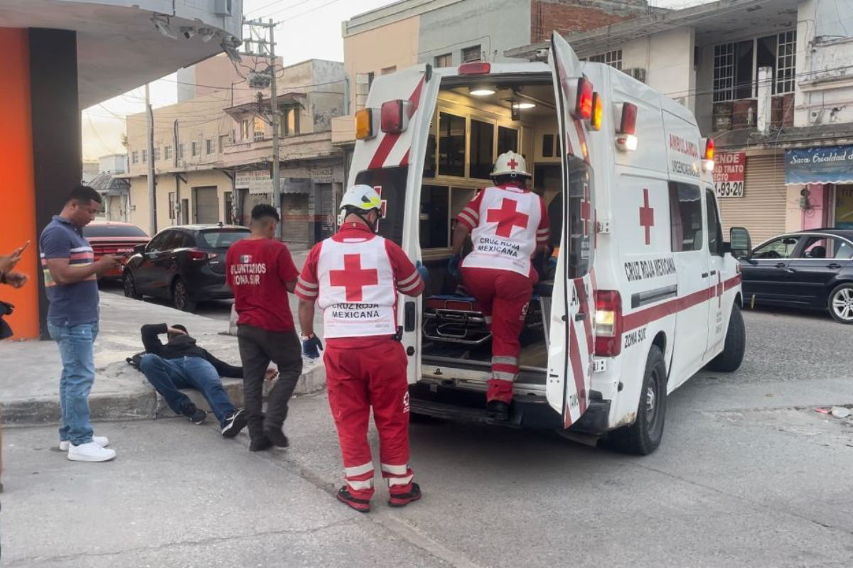 Pacientes accidentados han tenido que esperar hasta una hora para ser atendidos. Foto: Axel Hassel