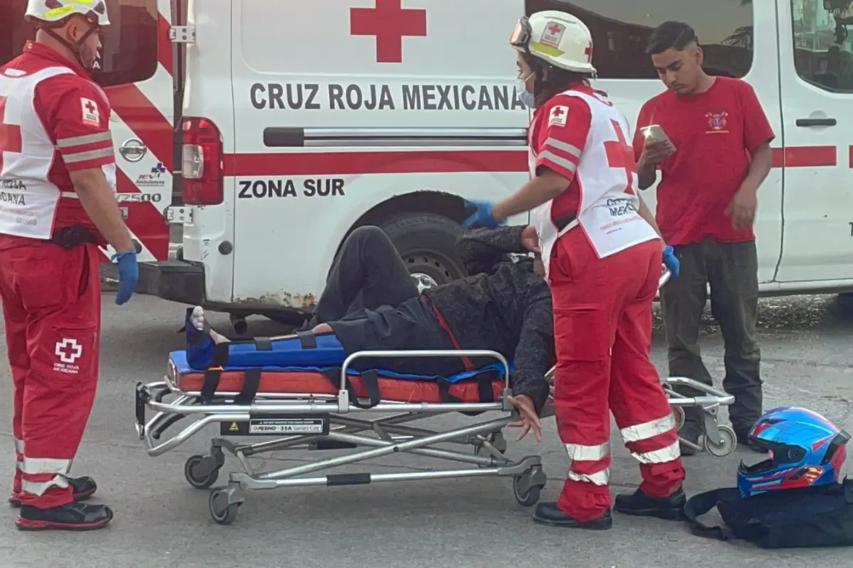 Debido a la saturación hospitalaria en el sur de Tamaulipas, pacientes accidentados deben esperar hasta una hora para recibir atención, de acuerdo a Cruz Roja. Foto: Axel Hassel
