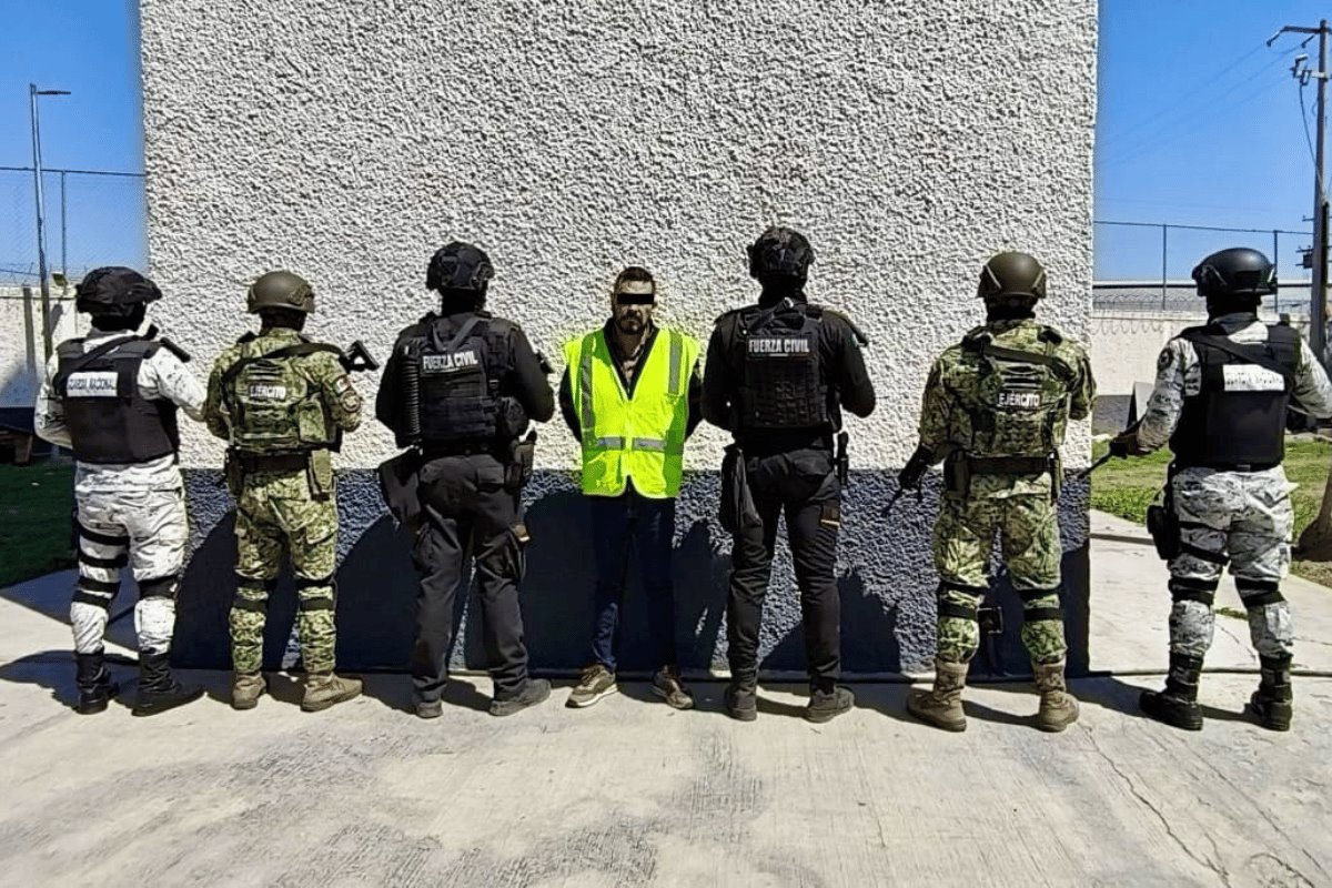 La captura se da en el cruce de Antiguo Camino a San Agustín y Jesús de González, de la colonia San Marcos, en Escobedo. Foto: Fuerza Civil.