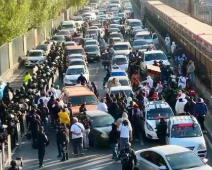 Integrantes de La Unión 300 protestan por la detención de El Conejo