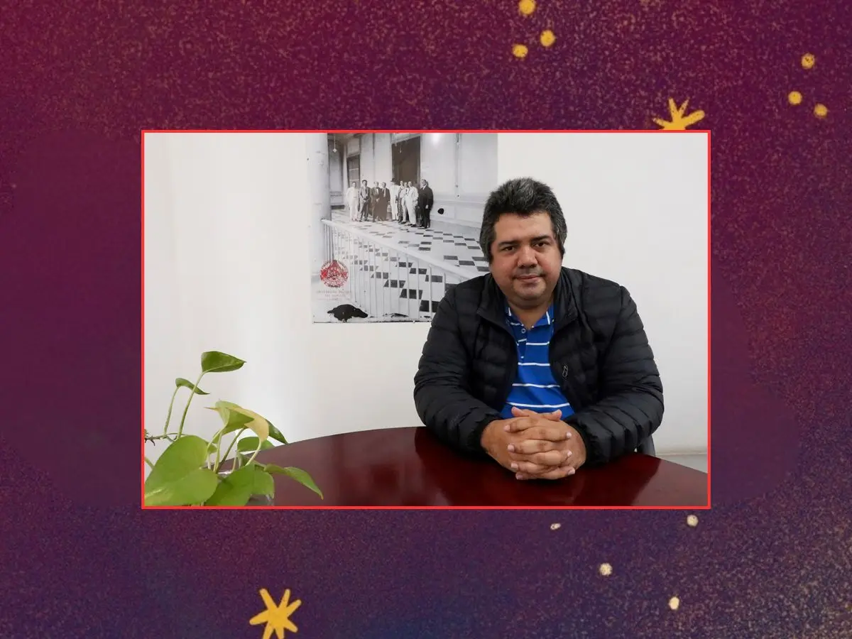 El maestro Manuel Alejandro Escoffié Duarte, coordinador de las jornadas, explicó algunas de las actividades que se realizarán.- Fuente UADY