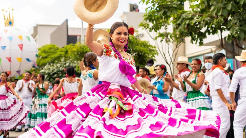 ¡Llega la Guelaguetza a Mérida! Esto se puede encontrar en el parque de Santa Ana.