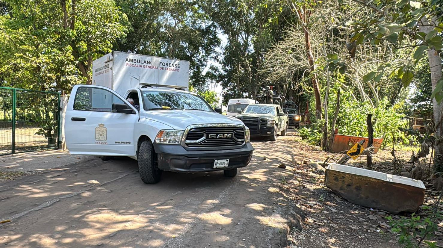 La Fiscalía General del Estado de Tabasco espera los resultados del ADN del cuerpo encontrado en una camioneta calcinada para determinar si pertenece a alguno de los comerciantes desaparecidos. Foto: Armando de la Rosa