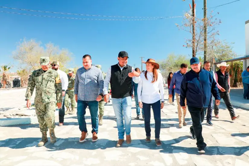 Las autoridades realizaron actividades en Las Pocitas, donde se dio el anuncio de un nuevo mercado. Foto: Ayuntamiento de La Paz.
