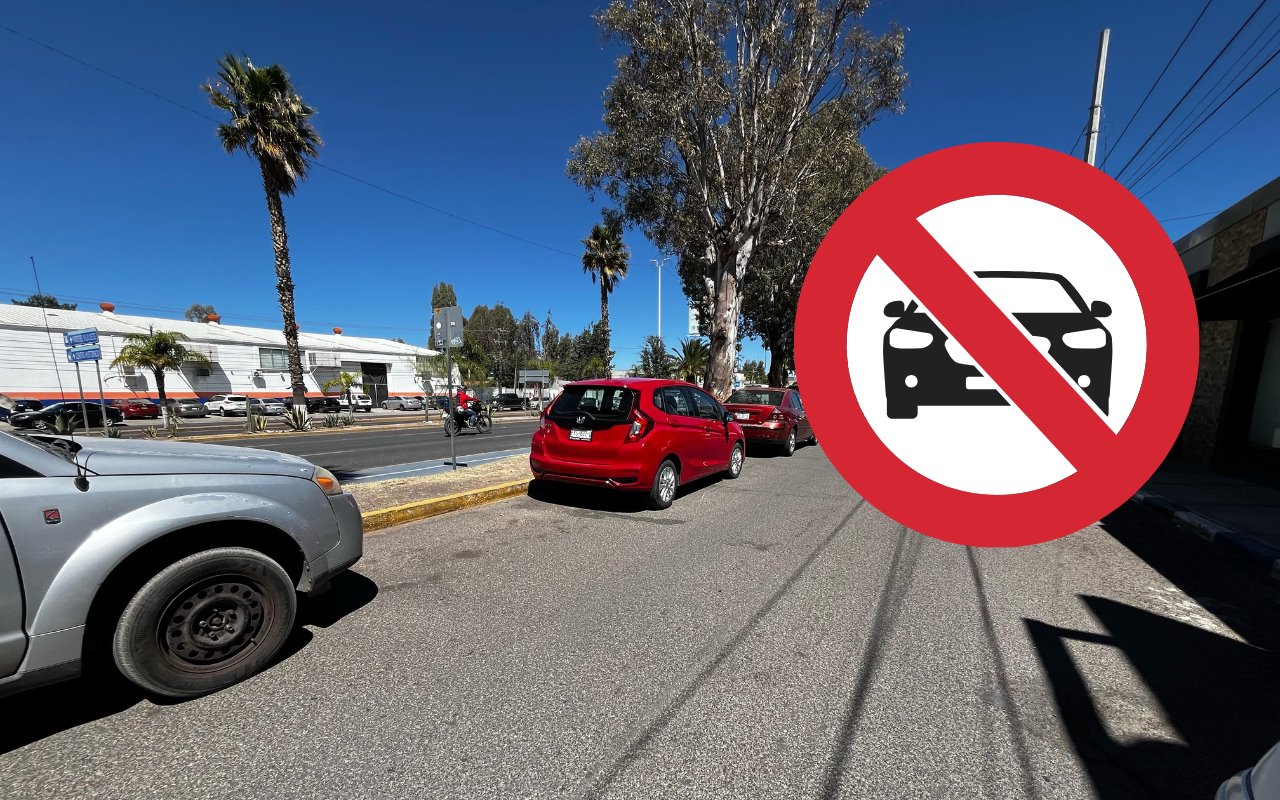 Convierten en estacionamiento un espacio de línea amarilla. Foto: Alejandro Ávila.