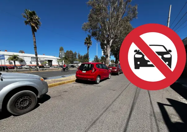 Convierten carril de un bulevar de Durango en estacionamiento público