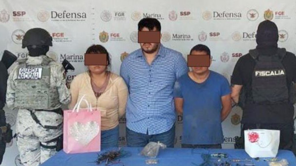 Detienen a tres presuntos responsables de enviar perfumes explosivos en Papantla