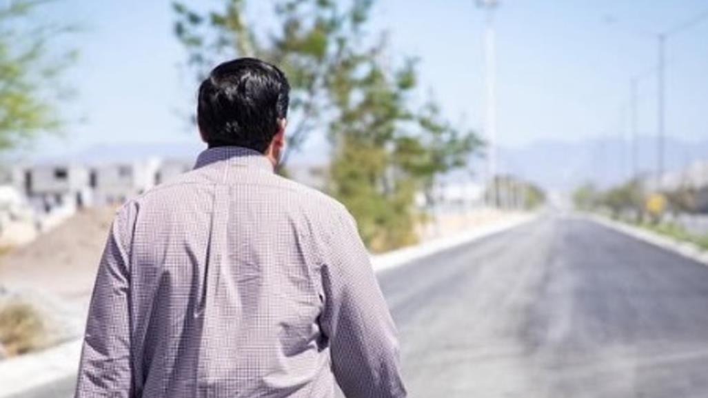 Raúl Cantú mejora vialidad con pavimentación de avenida Marte en Salinas Victoria