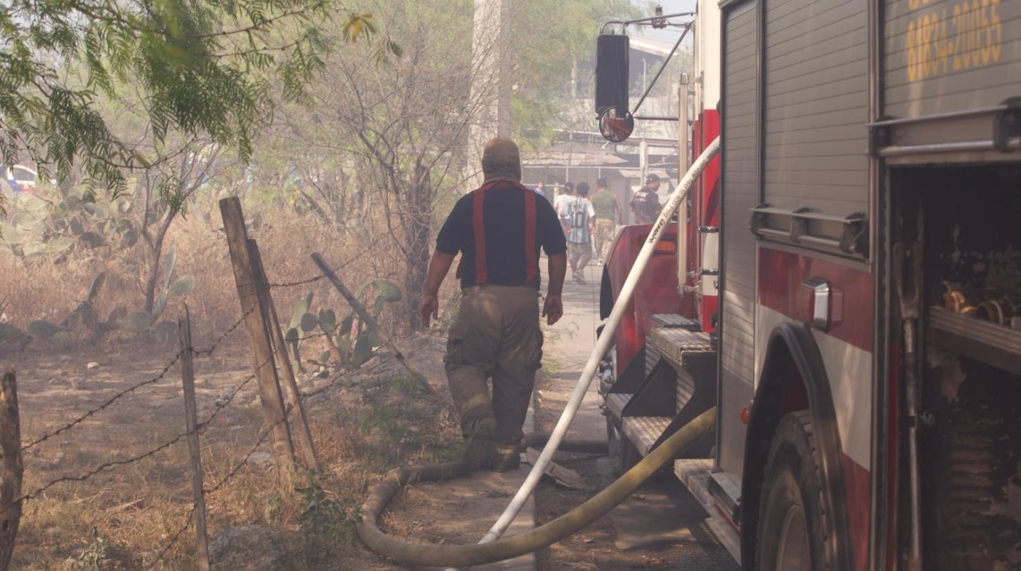 En el siniestro, se atendió a una persona que resultó intoxicada. Foto: Vianca Treviño.