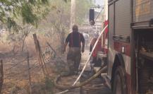 Escobedo apoya a vecinos afectados tras incendio en Río Pesqueria