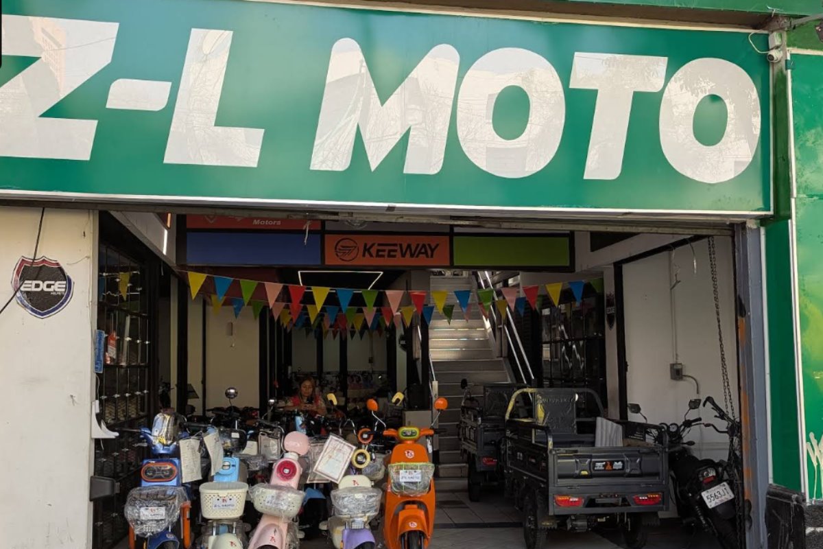 Local Z-L Moto, tienda en la que decomisaron las bicis y motos eléctricas en el Centro de CDMX.    Foto: Google Fotos (Z-L MOTO Eje Central)