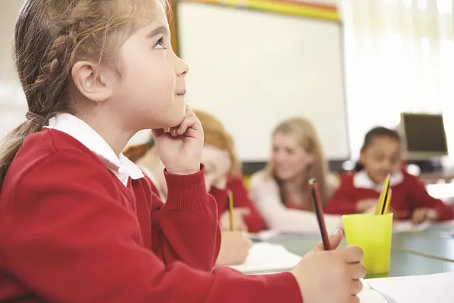 Se está revisando un monto de 18 millones de pesos que debía haberse destinado a estudiantes de distintos niveles educativos. Foto: Pixabay