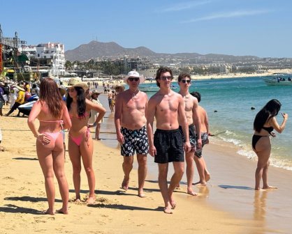 El Spring Break 2025 revienta Los Cabos: Playa, música y diversión