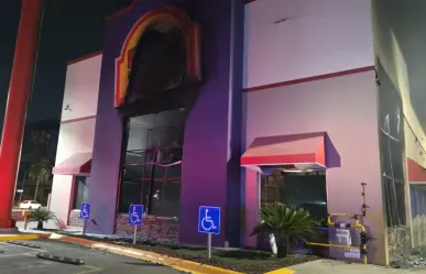 Incendio en comercio moviliza a Protección Civil en Apodaca